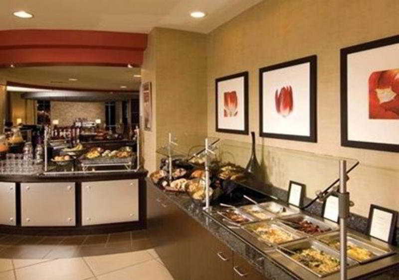 Doubletree By Hilton Baton Rouge Hotel Restaurant photo